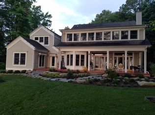 990 Marzoff Rd, Deale, MD 20751