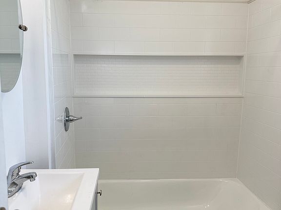 5th image of 1348 Byrd Ave APT 4