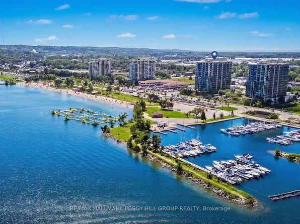 37 Ellen St #1303, Barrie, ON L4N 6G2