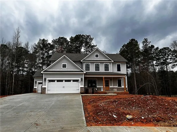 44 Boxwood Ct, Monroe, GA 30655