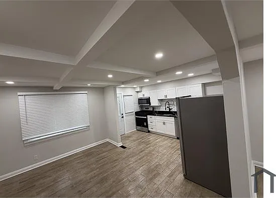 4 bed, 1500 sqft, $2,900 — Photo 3