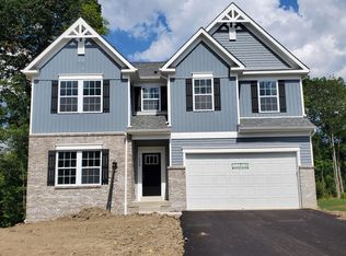 228 Ridgecrest Ct, Trafford, PA 15085