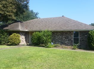 1428 Wedgewood St, Lake Charles, LA 70605