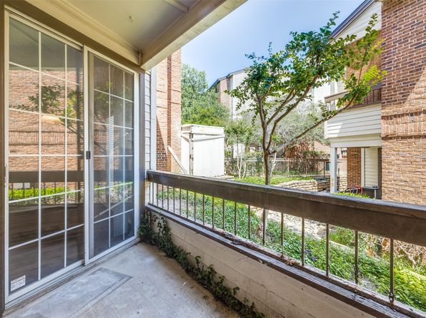 arlington-texas-29223494 picture