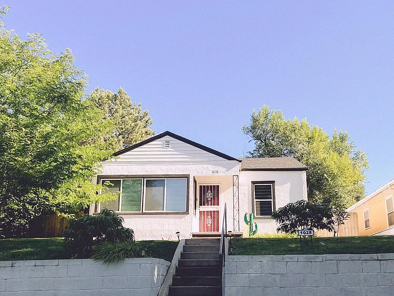 1028 E Rio Grande St — Photo 5