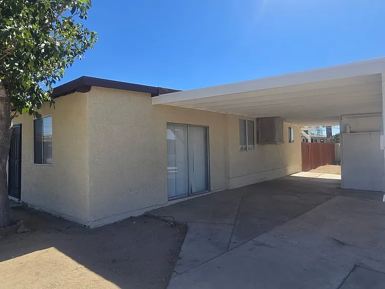 27540 Church Ave #B — Photo 16