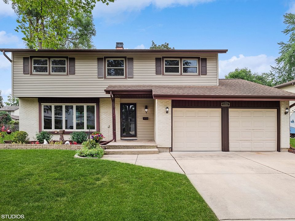1st image of 1113 E Dogwood Ln