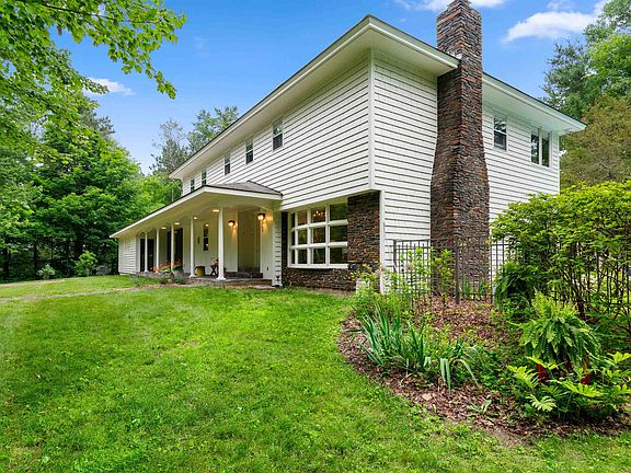 3rd image of 49 Shady Lane