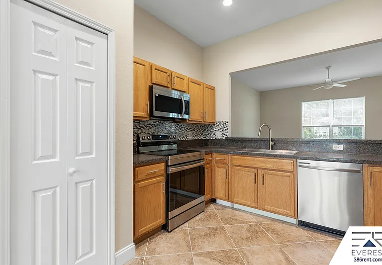 25 Rainbrook Dr — Photo 10