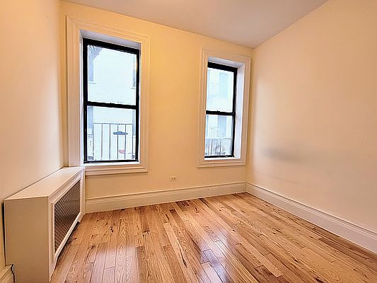 2nd image of 26 E 105th St #1X