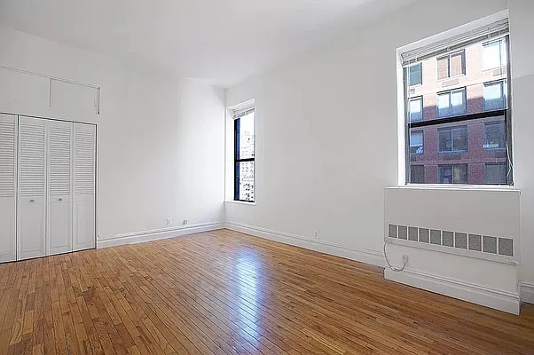 Rented by REAL New York | media 2