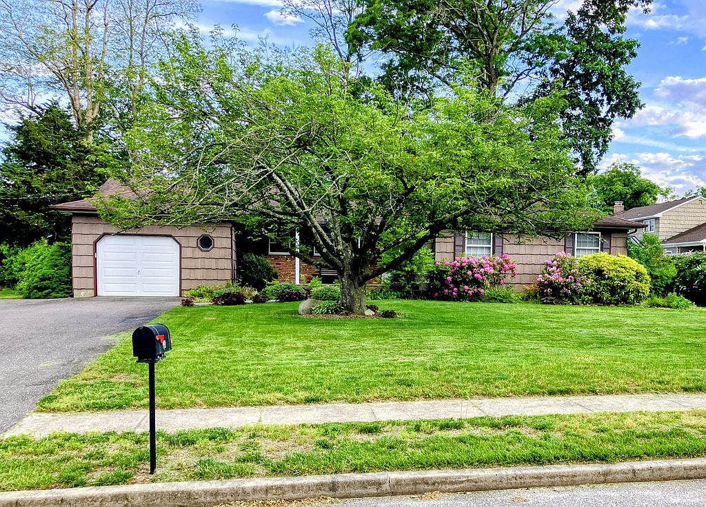 74 Florida Ave - Property Image