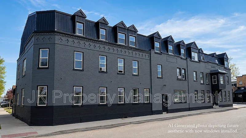 1 bed, 1.0 bath, 424 sqft, $975 — Photo 2