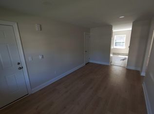 472 N 2nd St APT 4, Souderton, PA 18964
