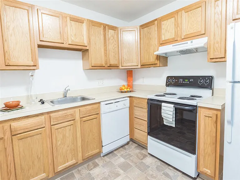 Glen Meadow Apartments — Photo 6