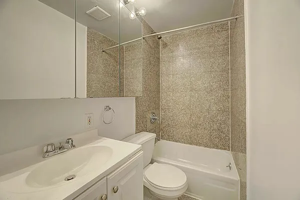 Rented by REAL New York | media 4