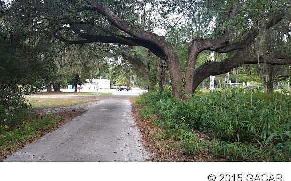 1st image of 602 SE 21st St