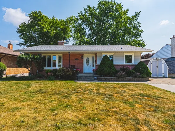 1821 Biscayne Dr, Cambridge, ON N3H 4R2