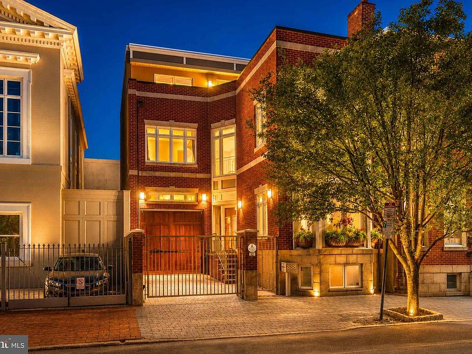 1st image of 838 Lombard St
