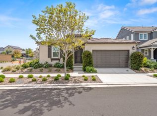 728 Arrowhead Dr, Madera, CA