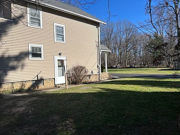 Large Side Yard