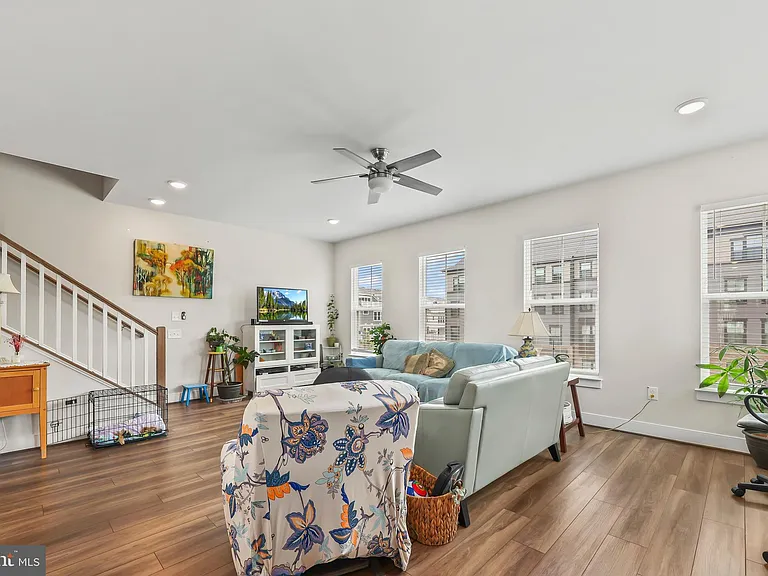 1680 Dunnington Pl — Photo 31