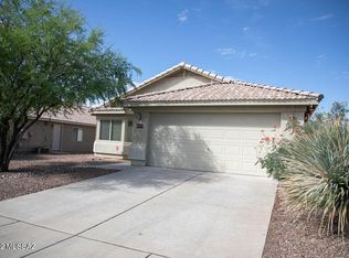 9511 N Winter Wren Ave, Tucson, AZ 85742