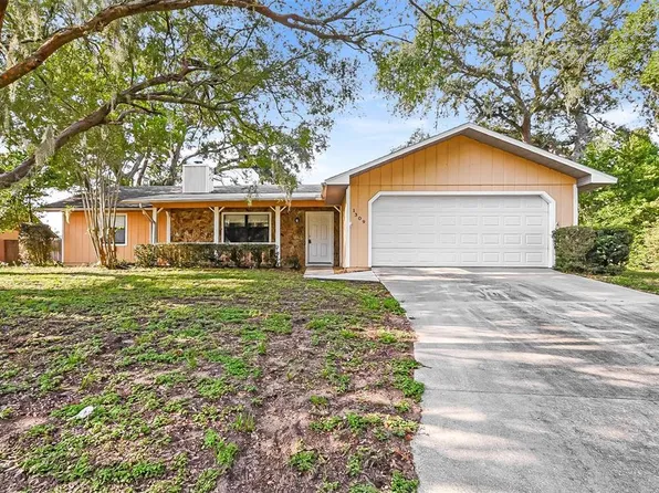 1309 COVE PLACE, TAVARES, FL 32778