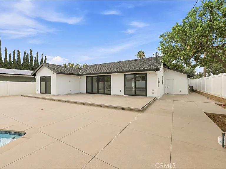 17511 Leafwood Ln — Photo 35