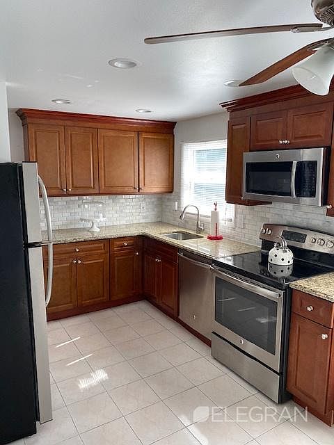1st image of 14 S Lawn Ave #2