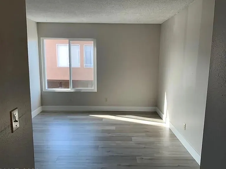 1501 Living Desert Dr #D — Photo 6