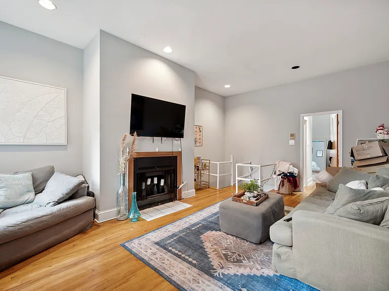 413 Spruce St #1 — Photo 2