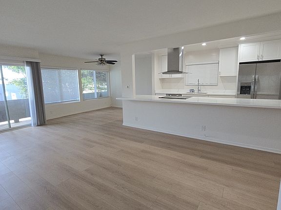 2nd image of 336 Culver Blvd #1