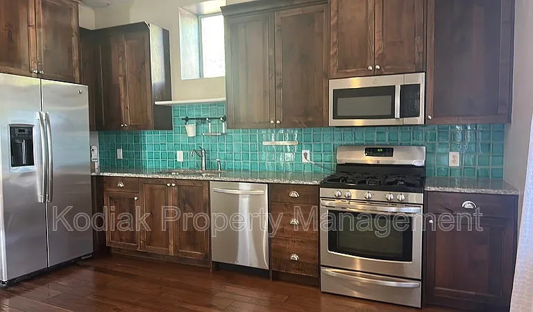 312 N 100 E — Photo 6