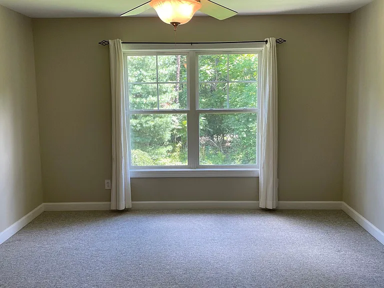 1720 Clay Dr — Photo 23