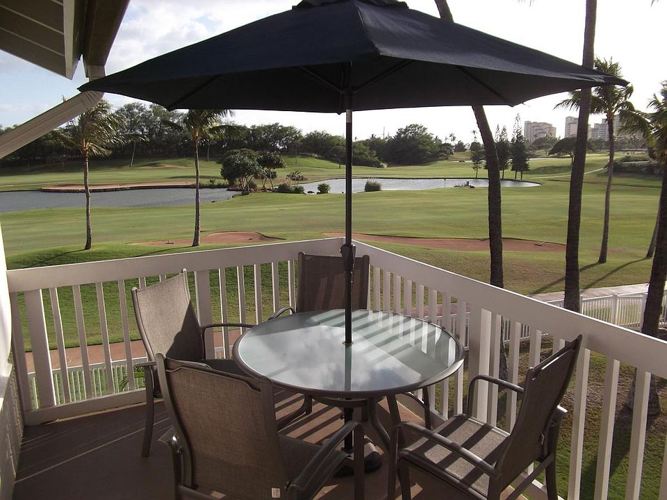 PRIVATE LANAI