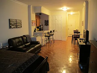 Rented by Metropolis Real Estate of Manhattan