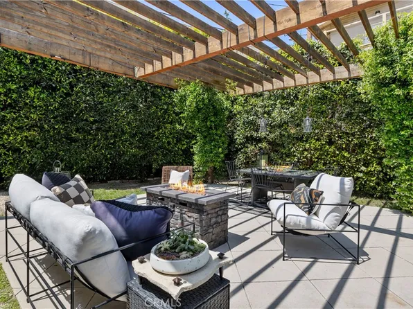 2538 Elsinore St, Los Angeles, CA 90026