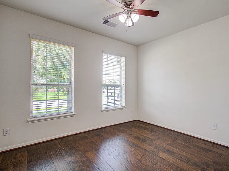 26831 Marble Lakes Dr — Photo 10