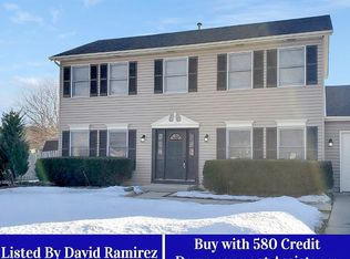 145 Briarcliff Rd, Montgomery, IL 60538