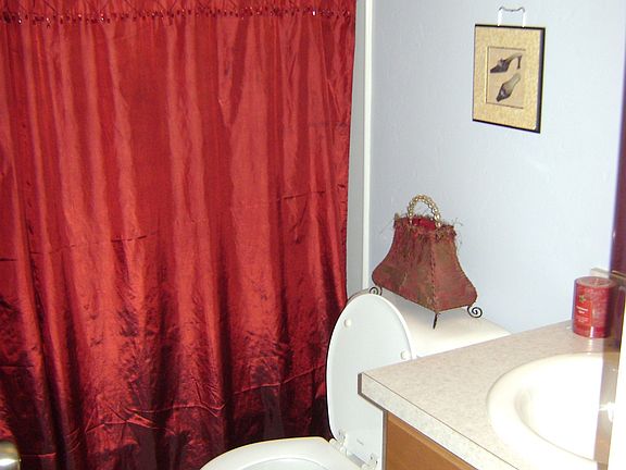 2 Full Bathrooms, Visitor Bathroom