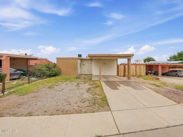 6935 N Northpoint Dr, Tucson, AZ 85741