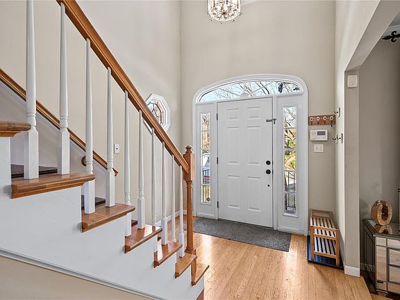 3rd image of 7480 Stanford Ave