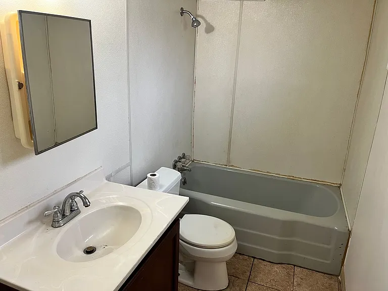 6070 Brooklyn Rd — Photo 6