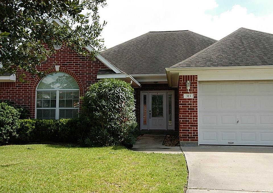 1st image of 313 Amber Cir