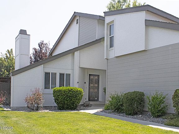 2nd image of 304 Lorraine Ct
