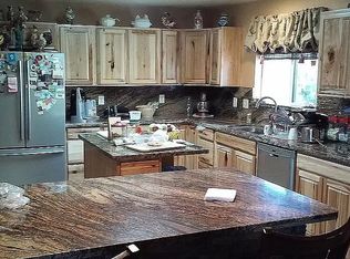 7397 Arcadia Ave #A/b, Apple Valley, CA 92308