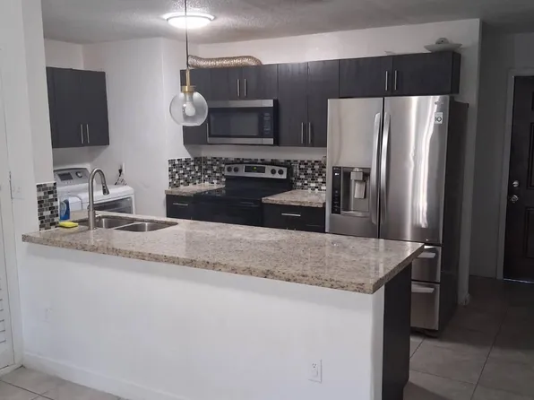3718 NW 113th St, Miami, FL 33167