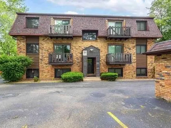 2408 E 50th St APT 2, Davenport, IA 52807
