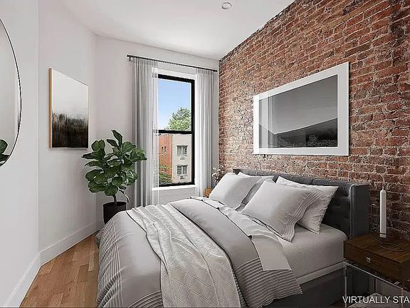 5th image of 1012 Halsey St